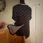 DKNY Black and White Relaxed Boxy Tee with Lips design size Small NWT Photo 7