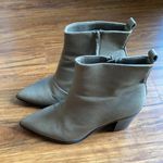 Old Navy  pointed toe boots size‎ 10 Photo 2