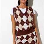 Motel  Rocks Sami Vest in Knit Argyle Tan  Photo 1
