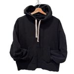 Gap SemiCrop Hooded Sweatshirt Black Size Medium 22x20 (Preowned) Photo 1