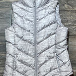 SO  Puffer Vest XS Gray White Padded Quilted Lightweight Packable Pockets‎ Winter Photo 0