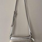 Dana Buchman Dana Bachman Crossbody Bag Color White& Grey. Photo 0