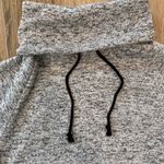 Derek Heart Sweatshirt- NEVER BEEN WORN Photo 3