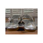 Azalea Wang Women's Estelle Paislee Flower Slide Sandals Silver Size 7 NIB Photo 7