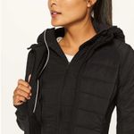 Lululemon  Black Quilted Hooded Jacket Size 4 – Lightweight Insulated Activewear Photo 6
