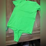 SKIMS  neon green bodysuit xxs Photo 2