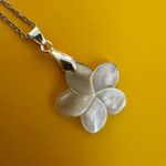 Mother of pearl plumeria flower pendant necklace Photo 6