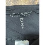 Betsey Johnson NWT Betsy Johnson Performance Crisscross  leggings size SMALL Photo 3