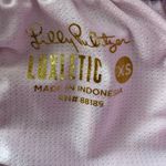 Lilly Pulitzer Luxletic 4" Ocean Trail
Shorts in Raz Berry Sea You Soon - XS Photo 3