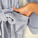 Oscar de la Renta Vintage Womens Fleece Quilted Wrap Tie Waist Robe Purple Medium Photo 5