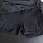 Lululemon Bootcamp Ready Short 3.5" Stride Embossed Black Peloton Logo Size 6 Photo 2