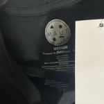 Maui and Sons  Black Short Sleeve Crop Tee Size Medium Photo 3