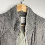 Old Navy Textured Quilted Grey Vest (X-Large) Photo 3