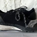 Under Armour Sneakers Photo 2