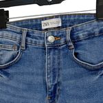 ZARA  light wash skinny Leg mid rise size 4 jeans Photo 1