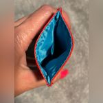 NWOT Lisa Perry for Estée Lauder Tote with Sunglasses Case Photo 7