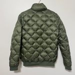 Patagonia Prow Bomber Jacket Green Size Medium Women’s Duck Down Full Zip Photo 7