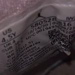 Air Jordan 8 Retro GS ‘Light Arctic Pink’ Photo 7
