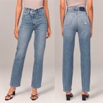 Abercrombie & Fitch A&F 90’s Straight Ultra High Rise 29 Short Criss Cross Medium‎ Distressed Wash Photo 1