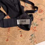 True & Co v neck bra Black Size XL Photo 2