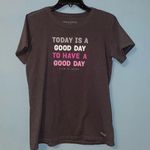 Life is Good Good Day Short Sleeve Crew Neck Crusher Tee Size Medium Photo 0