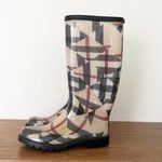 Burberry Round Toe Rubber Rain Boots Beige Women's Size 35 / 5 Photo 3