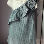 Vineyard Vines ‎ Off the Gingham Shoulder Top Size 0 Photo 0