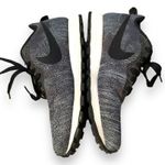Nike  MD Runner 2 ENG‎ Mesh Women’s Sneakers Activewear Shoes in Black/Gray Sz 6 Photo 2