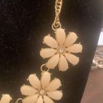 Liz Claiborne Crème Flower Choker Necklace Photo 1