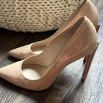 RALPH AND RUSSO NUDE PATENT WITH GOLD HIGH HEEL PUMP Size 8 Photo 3