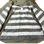 Gap  women's blanket-lined faux fur olive green cape/poncho Photo 1