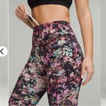 Lululemon  Base Pace High-Rise Crop 23"
Stencil Blossom Red Multi Photo 3