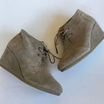 Toms  Suede Bootie Wedge Heel Lace Up Ankle Boot Size‎ 9 Shoes Beige Natur… Photo 0