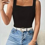 SheIn Chic Square Neck Cropped Tank Top Photo 0