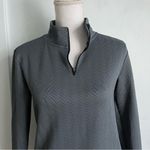 Nike • Grey Herringbone Chevron Grey Therma Fit ONE Pullover Photo 4
