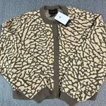 Jordan  Women’s Elephant Pattern Full Button Palomino Cardigan Photo 4