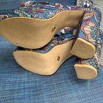 Sabates blue Alanis platforms Size 8 Photo 8