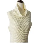 Harvé Benard HARVE BENARD Crochet Knit Turtleneck Sweater Vest Photo 2