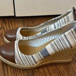 G.H. Bass & Co Kaitlyn Striped Espadrille Wedges Size 9.5 Blue Photo 2