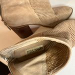 Steve Madden  RUMBLE Leather Cutouts Ankle Heeled Boots Size 8 Photo 8