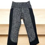 Lululemon Fit Physique Crop (19") Luon Suited Jacquard Black White / Black Sz 4 Photo 0