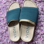 Vionic  Women's Evie Knit Slide Sandal Blue size 8.5Slip On Comfort Shoes Soastal Photo 1