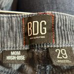 Urban Outfitters BDG Women’s Corduroy pants Size 29-EUC Photo 2