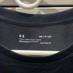 Under Armour Small Black Under Armor T-Shirt Photo 3