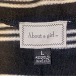 About A Girl Cowl Neck Short Sleeve Cropped Hi-low Sweater - size large Photo 4