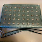 Maurice's  Wallet Wristlet Photo 0