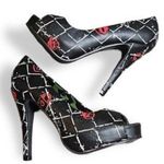 Stylish Black and Red Women's Heels Size 9 Photo 0