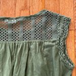 Gap forest green lace tank top shirt blouse Photo 6