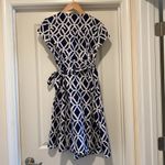 Lilly Pulitzer Beautiful Silk Blend Lily Pulitzer Dress in Blue and White Size 6 Photo 3