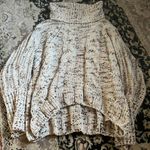 Moon & Madison Sweater Photo 0